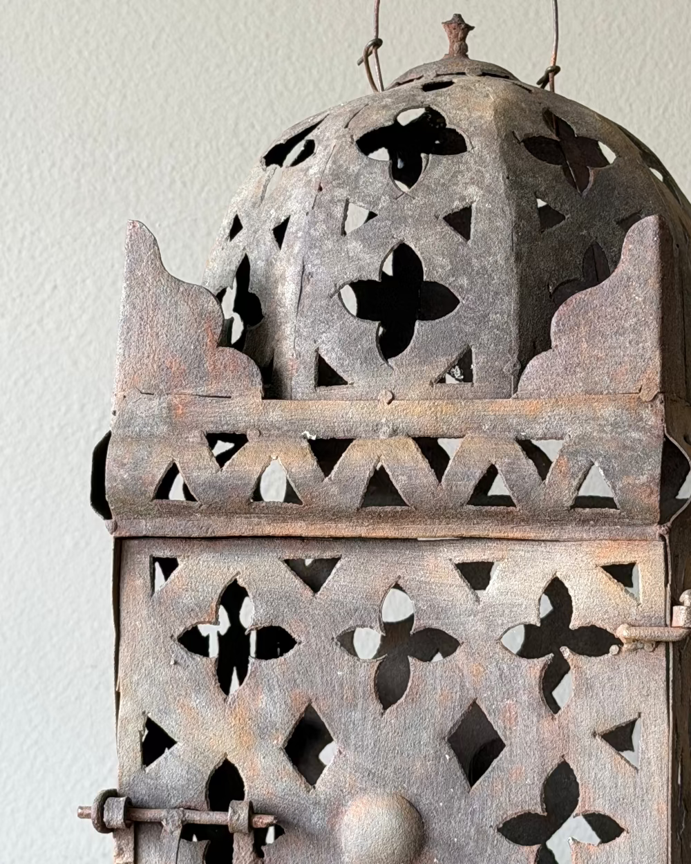 Vintage Moroccan Hurricane