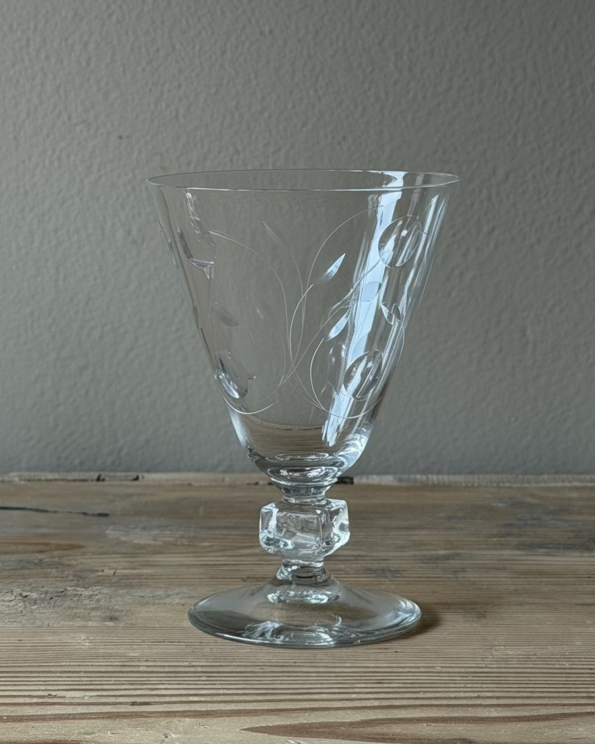 Set/8 Crystal Wine Glasses