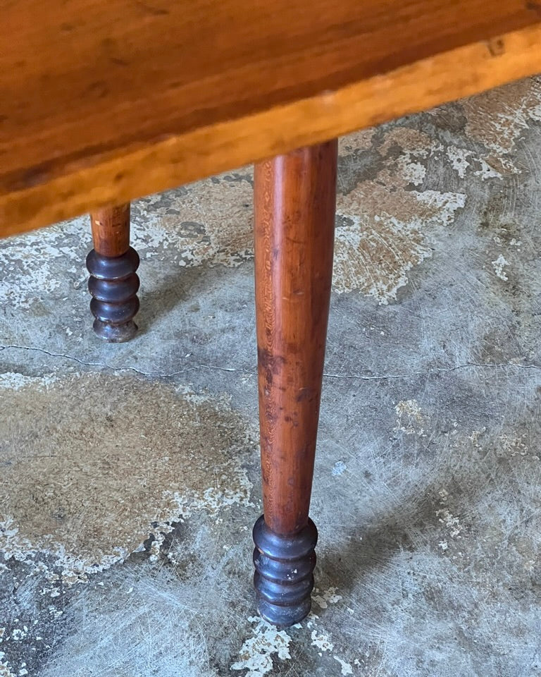 Bobbin Leg Drop Leaf Table