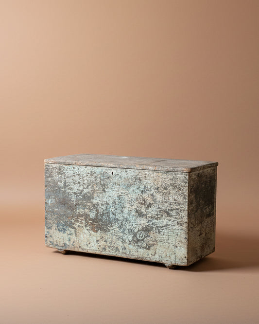 Primitive Footed Trunk in Blue