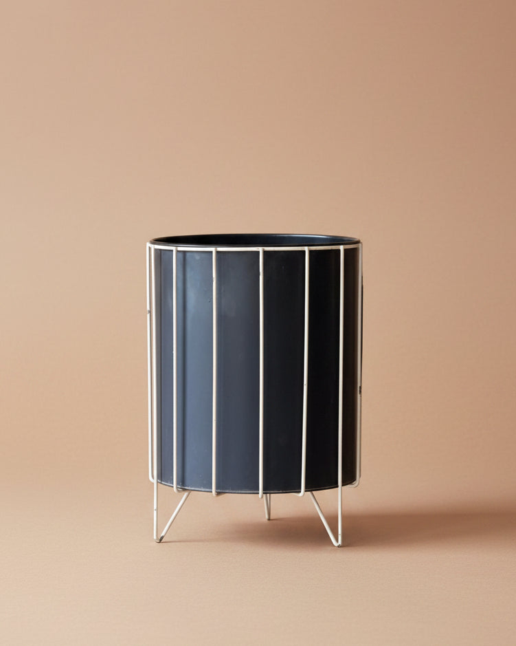 Hairpin Waste Basket | Richard Galef