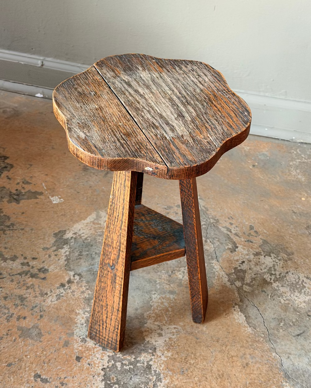 Scalloped Oak Pedestal