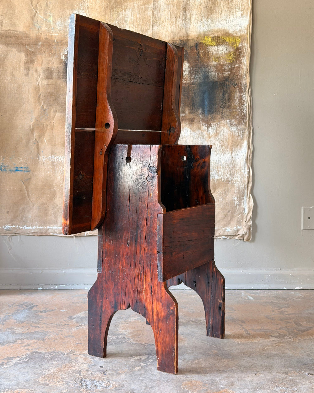 Tilt Top Pub Table