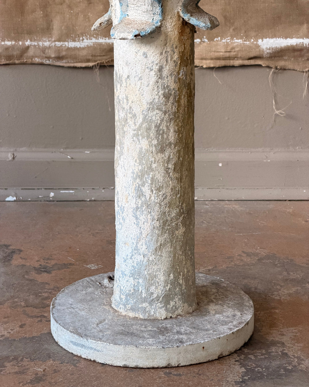 Concrete Sculpture | Control Valdez