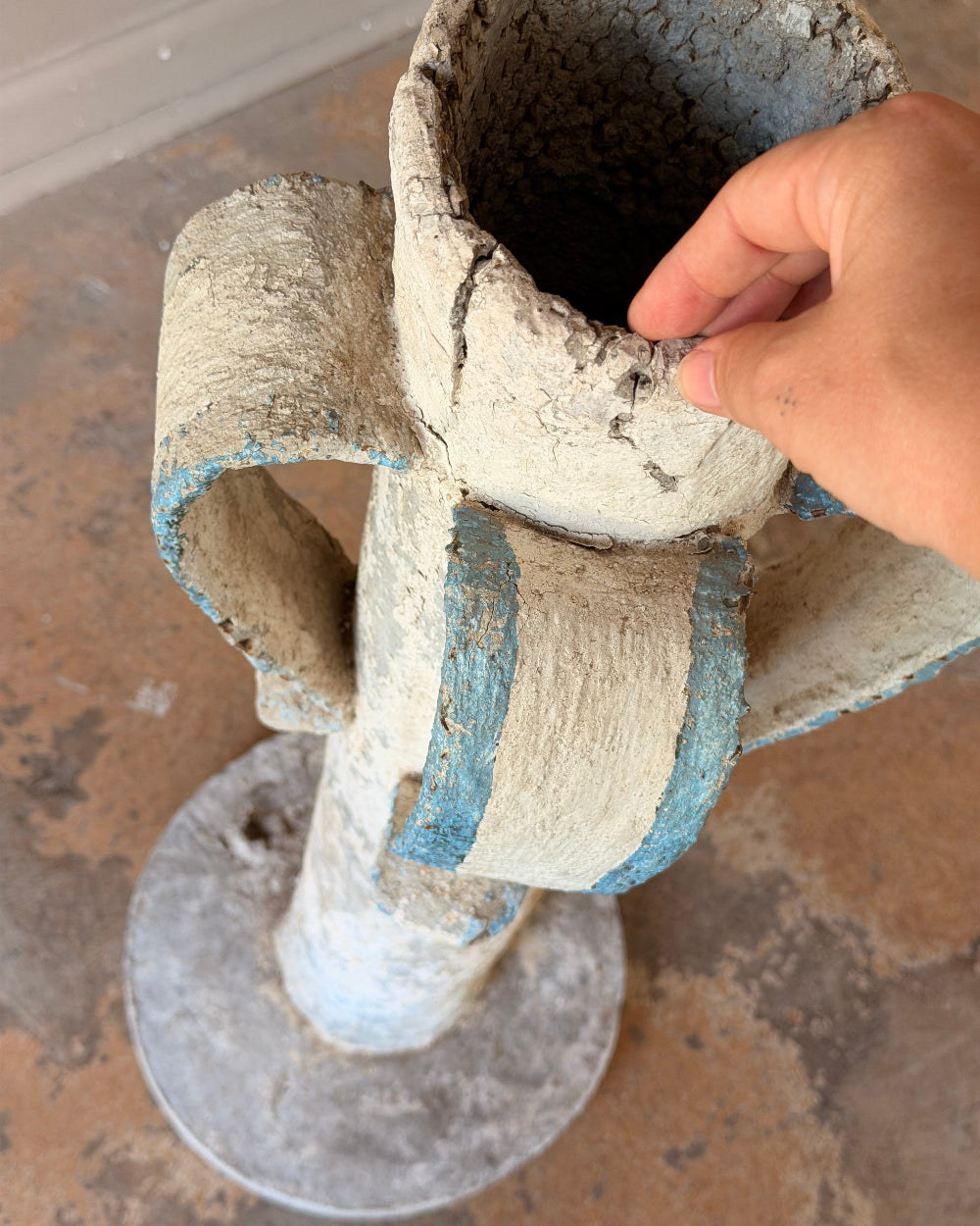 Concrete Sculpture | Control Valdez
