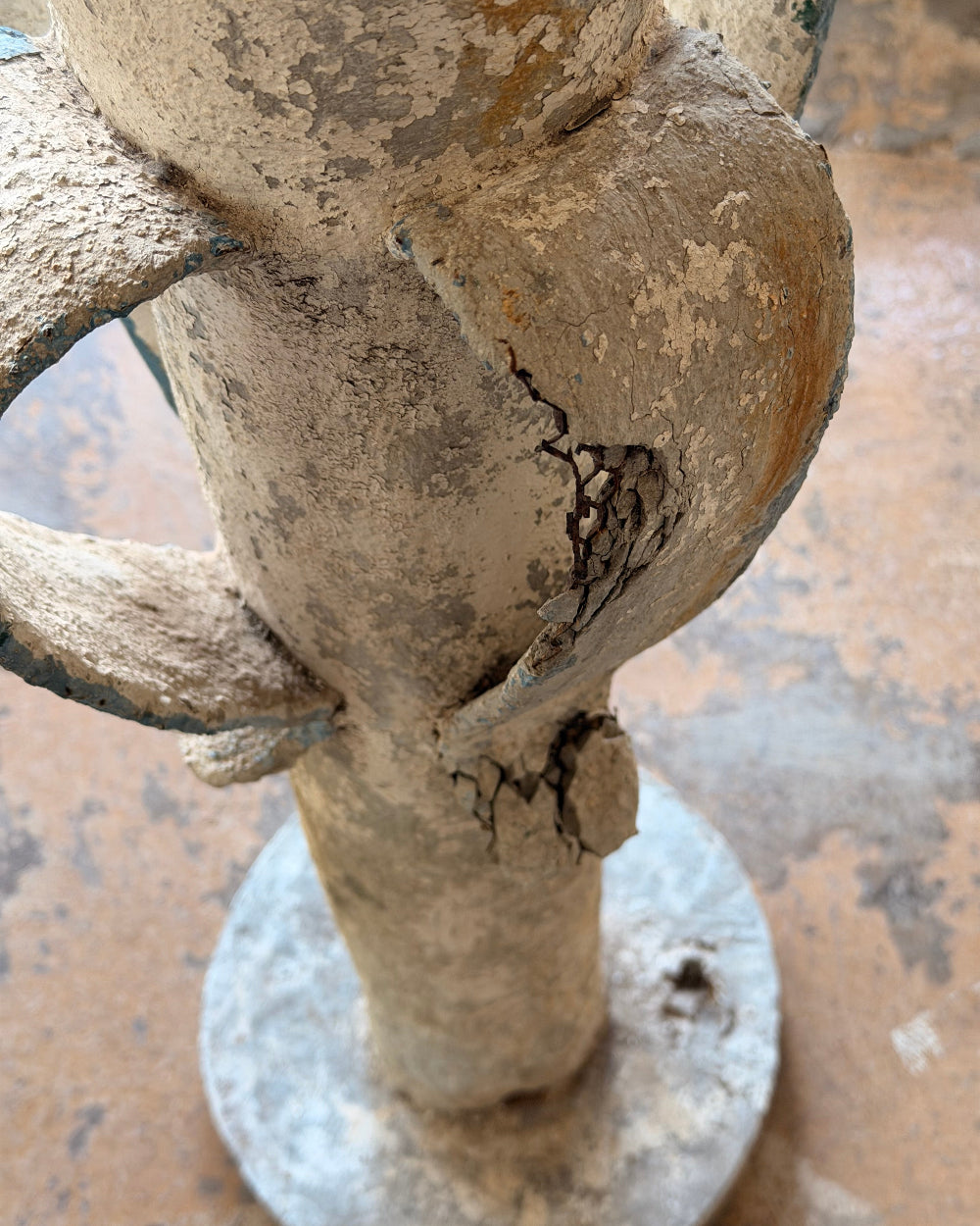 Concrete Sculpture | Control Valdez