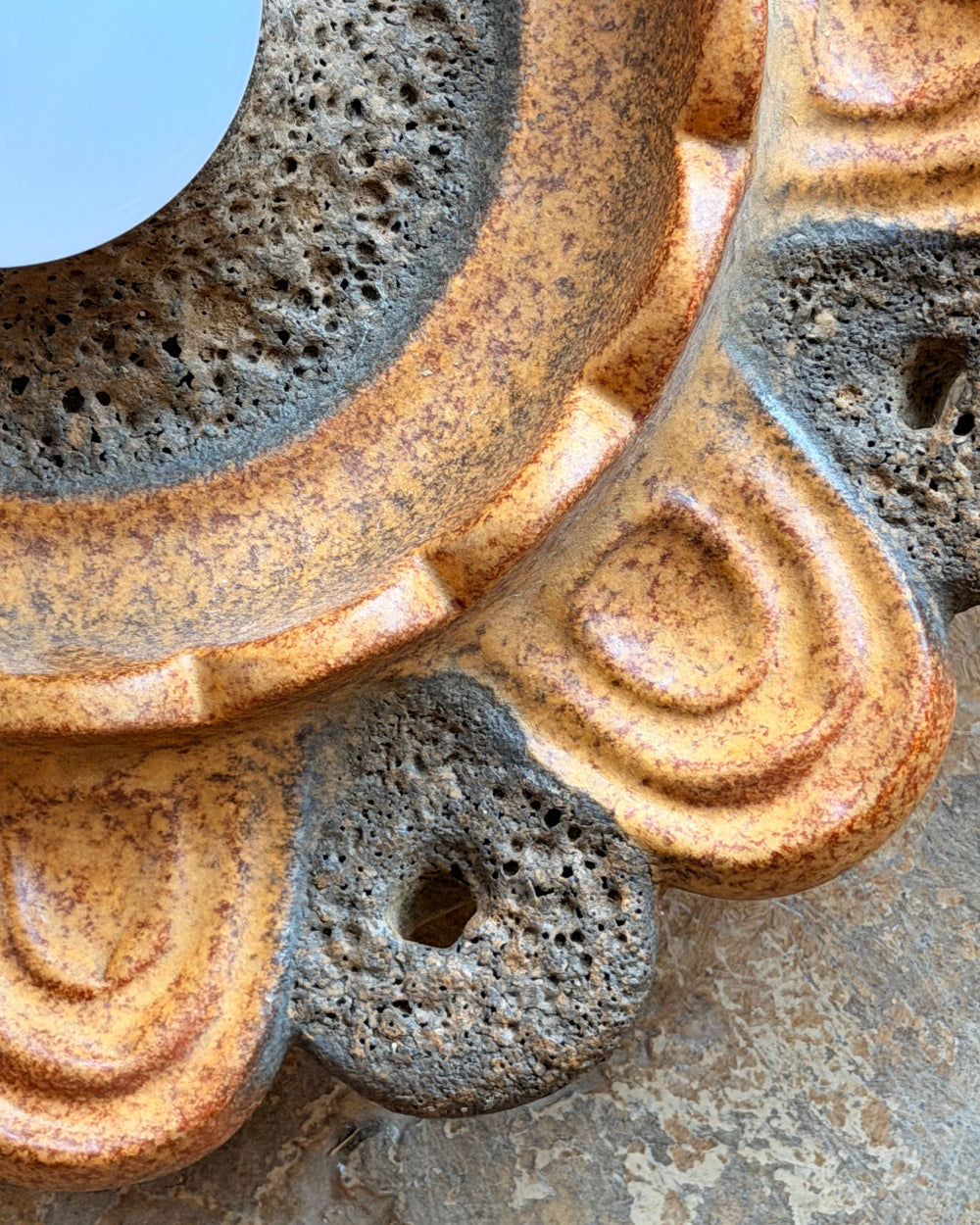 Scalloped Fat Lava Sconce