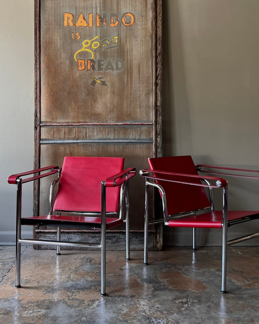 Leather Basculant Chairs