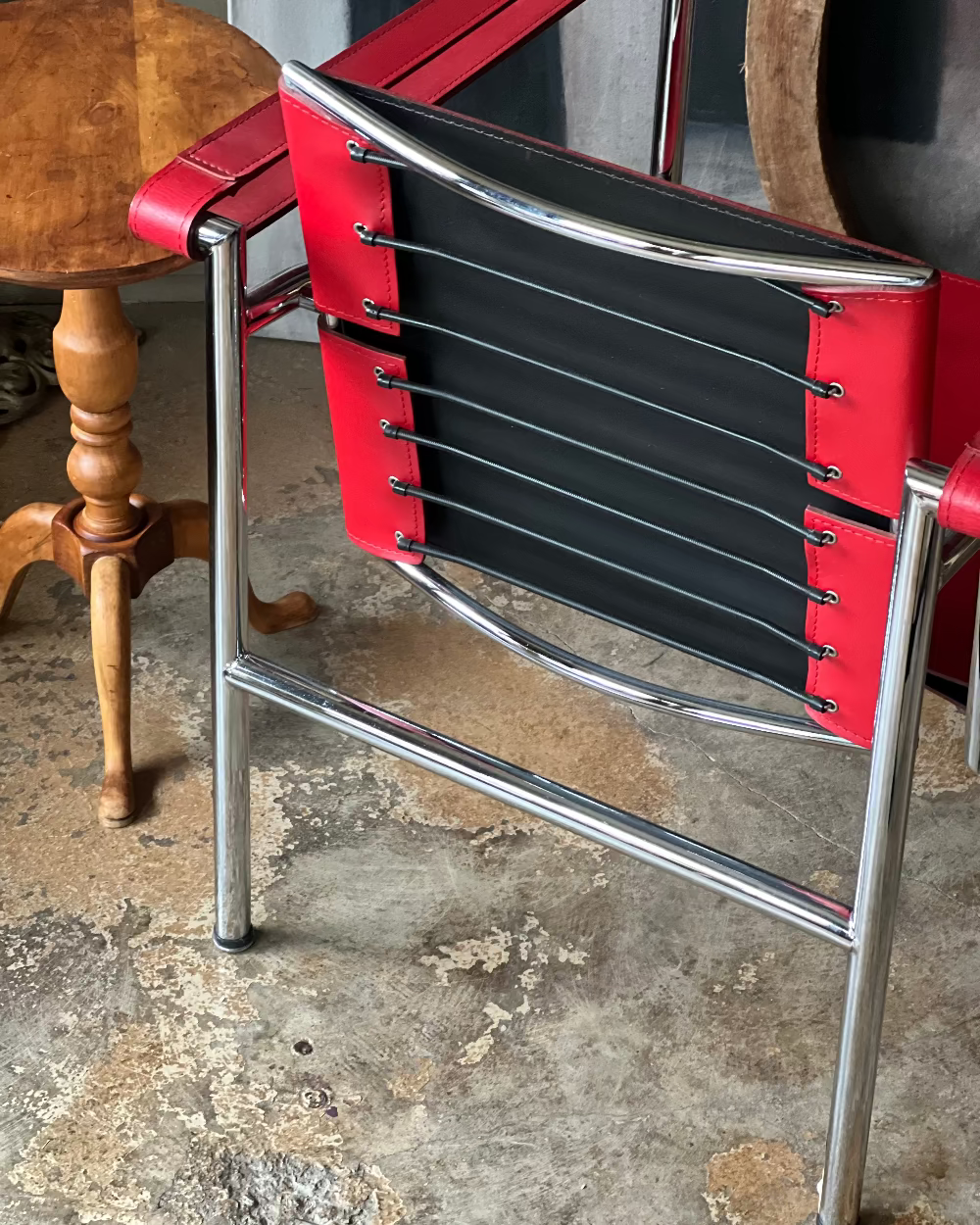 Leather Basculant Chairs