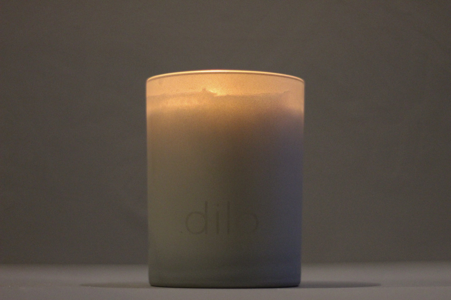 No.3 Tobacco + Cedar Candle